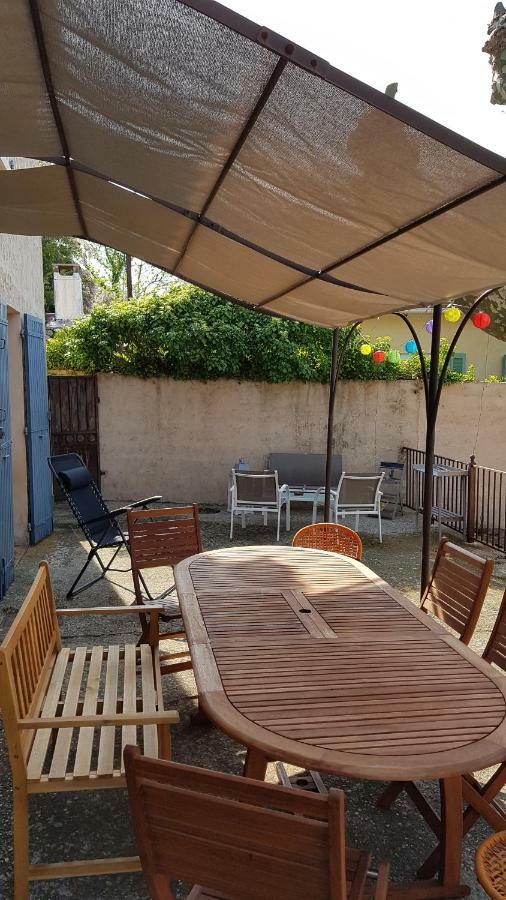 Curcumas Villa LʼIsle-sur-la-Sorgue Exterior foto